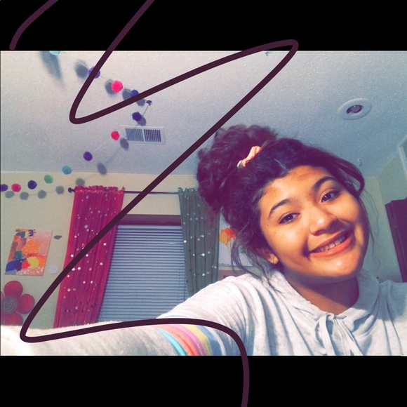 Meet your Posher, Marienny - Picture 1 of 1